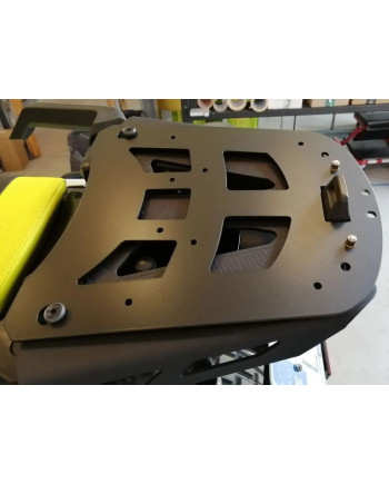 Placa Anclaje Bolsa Trasera para Parrilla Givi Monokey